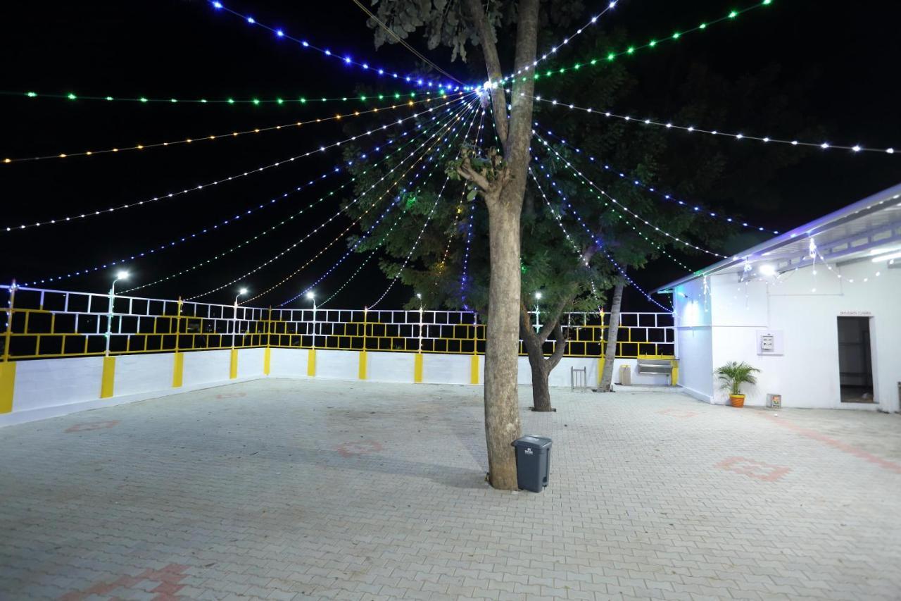 Vedha Residency Hotel Tiruvannāmalai Buitenkant foto