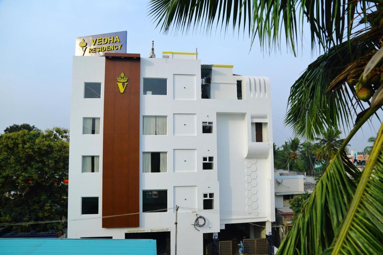 Vedha Residency Hotel Tiruvannāmalai Buitenkant foto