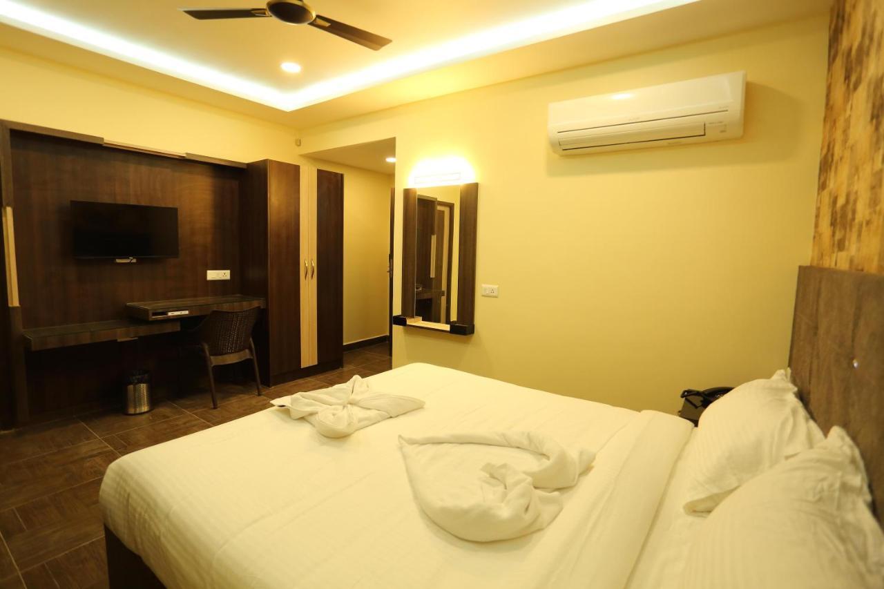 Vedha Residency Hotel Tiruvannāmalai Buitenkant foto