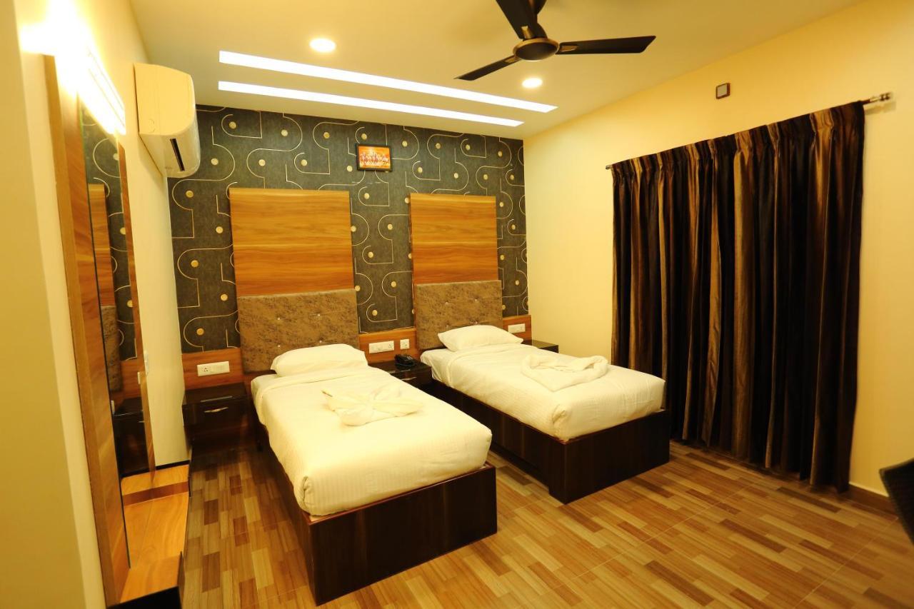 Vedha Residency Hotel Tiruvannāmalai Buitenkant foto