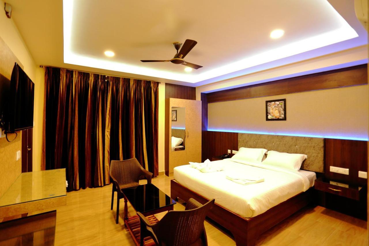 Vedha Residency Hotel Tiruvannāmalai Buitenkant foto