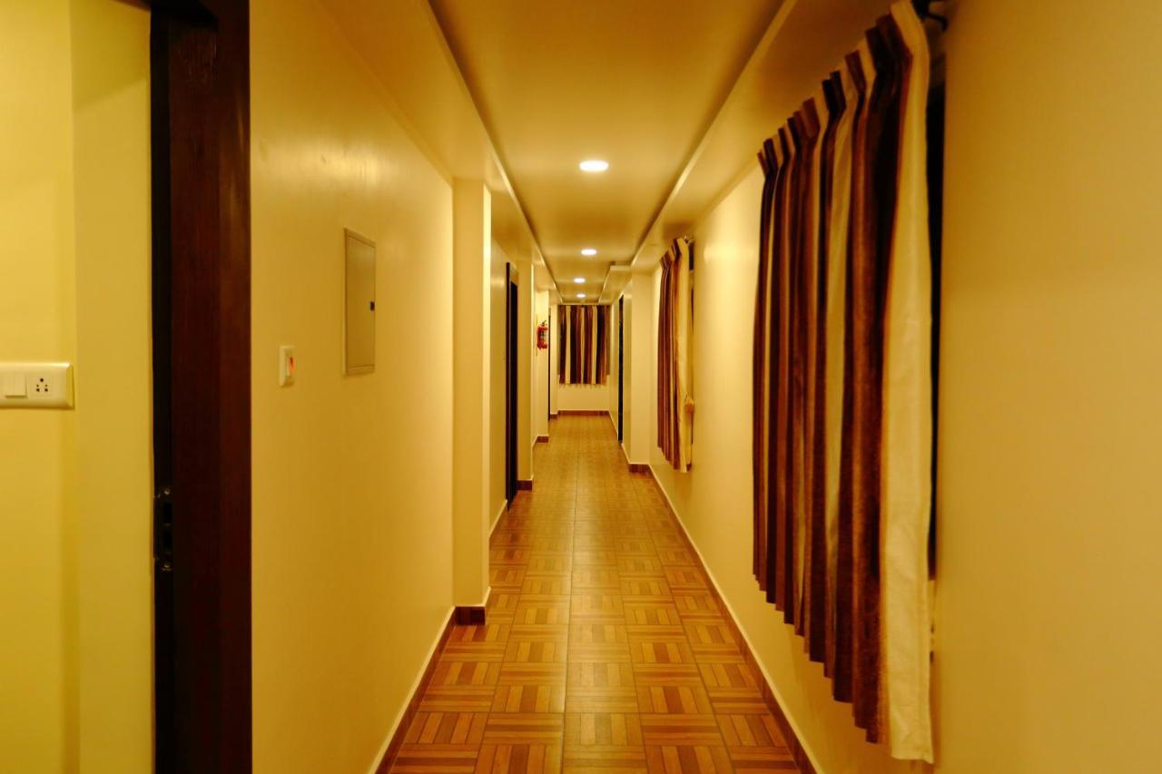 Vedha Residency Hotel Tiruvannāmalai Buitenkant foto