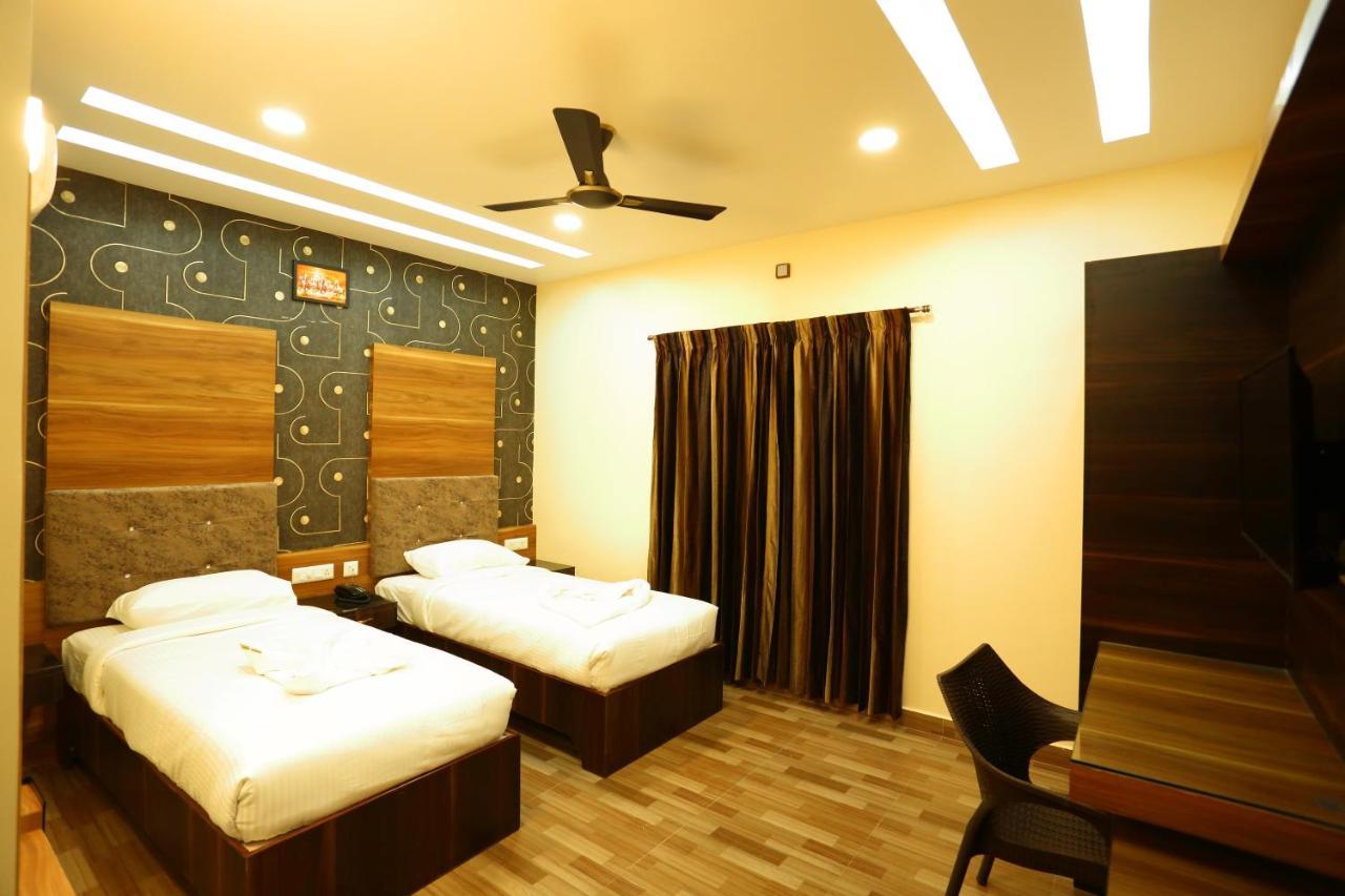 Vedha Residency Hotel Tiruvannāmalai Buitenkant foto