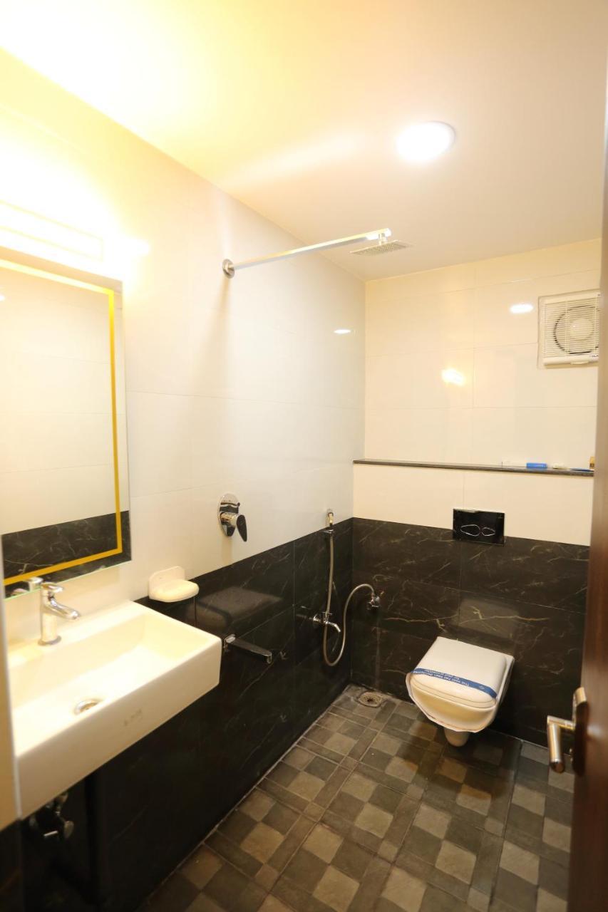 Vedha Residency Hotel Tiruvannāmalai Buitenkant foto